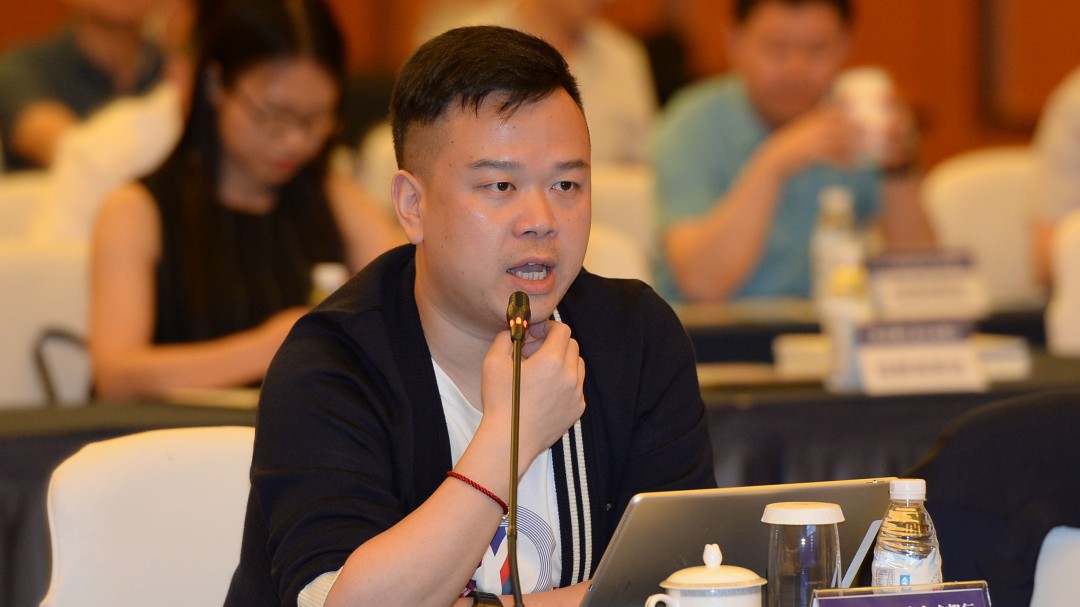 El magnate chino Lin Qi muere supuestamente envenenado por un directivo