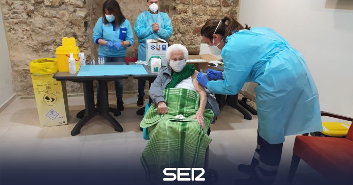 The vaccination process begins in Cádiz capital |  Radio Cádiz