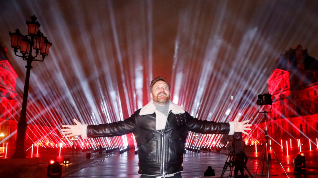David Guetta dará un concierto de Nochevieja desde la Pirámide del Louvre
