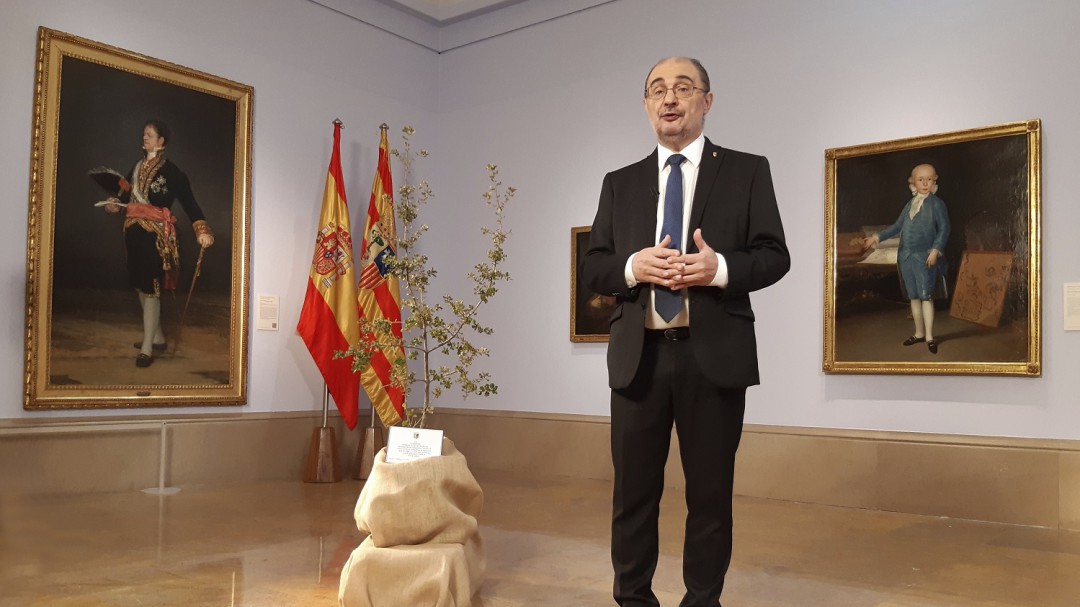 Lambán pide disculpas "por todos los errores cometidos"