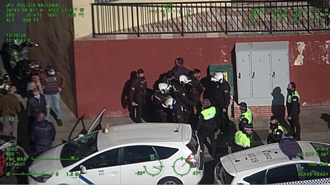 Detenido un hombre tras atracar una joyería en la barriada de Fuente Olletas