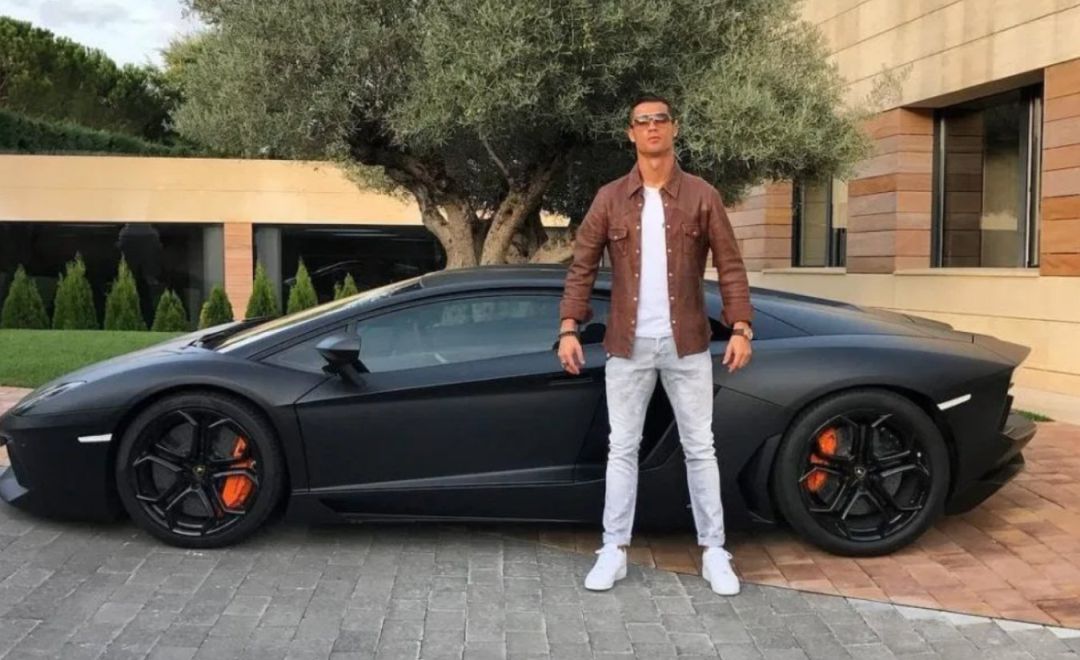 cristiano ronaldo moto