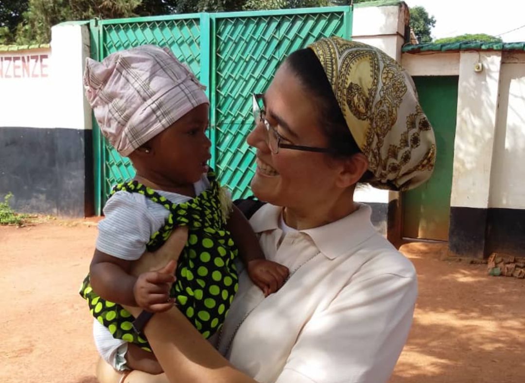 Victoria Braquehais en la misión de Ngovayang (Camerún)
