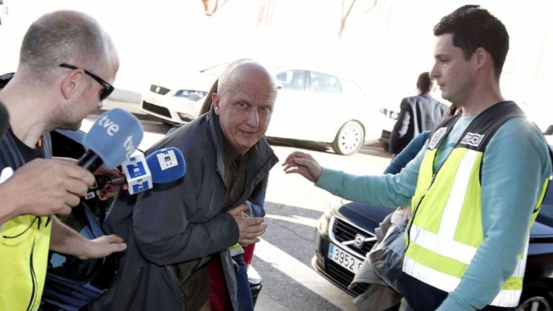 La Justicia condena al 'hombre de los 2.000 tumores' a devolver 37.000 euros