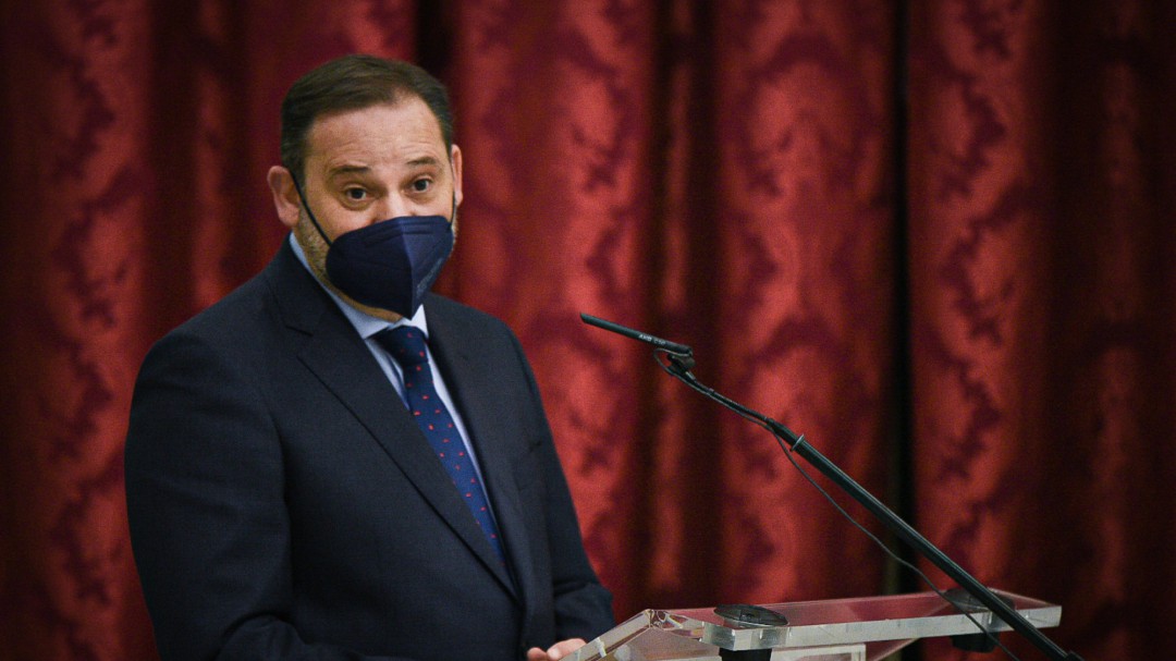 Ábalos rechaza el control de precios en los alquileres y Unidas Podemos le recuerda que "lo pactado obliga"