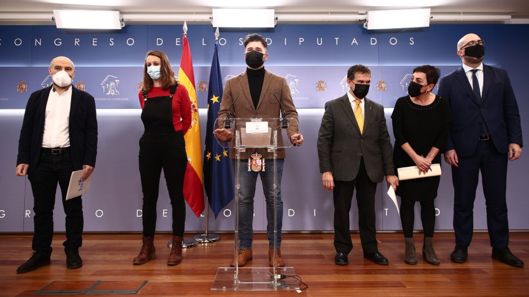 Plantón nacionalista al rey: "Los pilares del 78" suponen "un candado" para la democracia