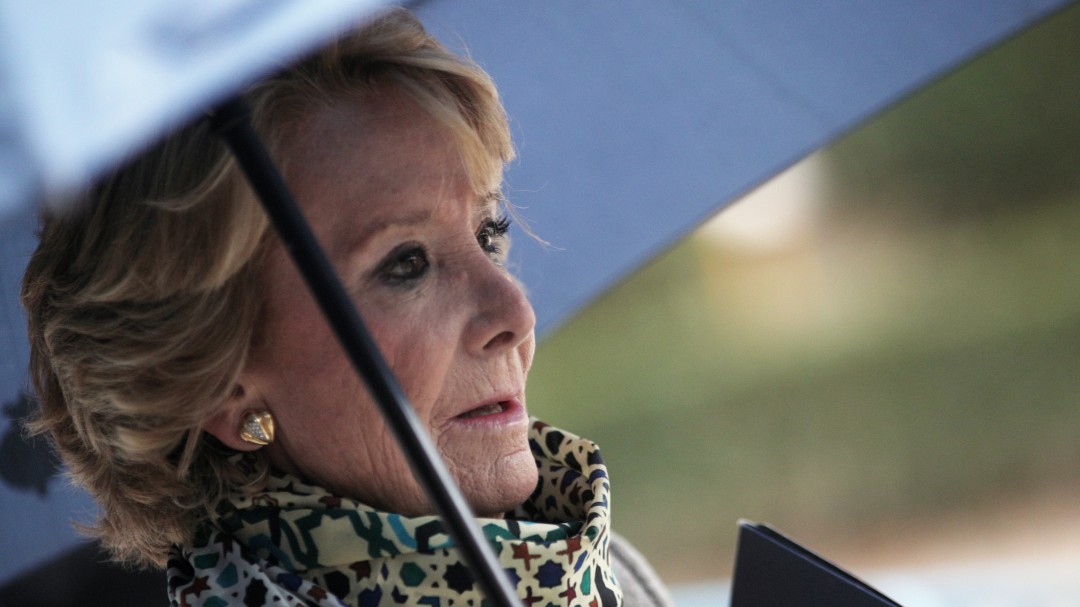 Esperanza Aguirre lo niega todo y anuncia una querella contra Bárcenas por falso testimonio