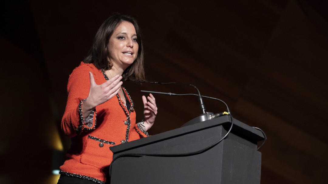 Andrea Levy revela que sufre fibromialgia tras las críticas recibidas al trabarse en sus intervenciones