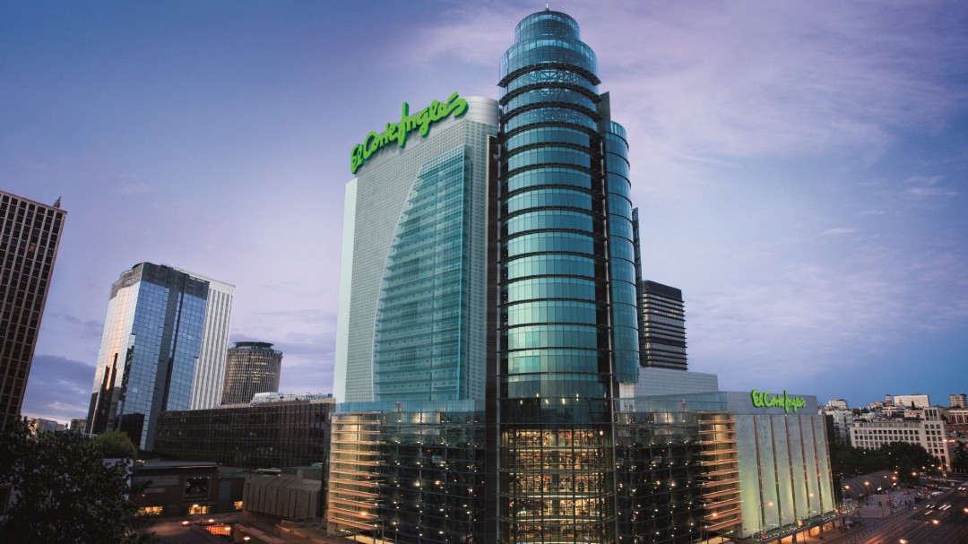 El Corte Inglés presentará mañana a los sindicatos el mayor ajuste de empleo de su historia