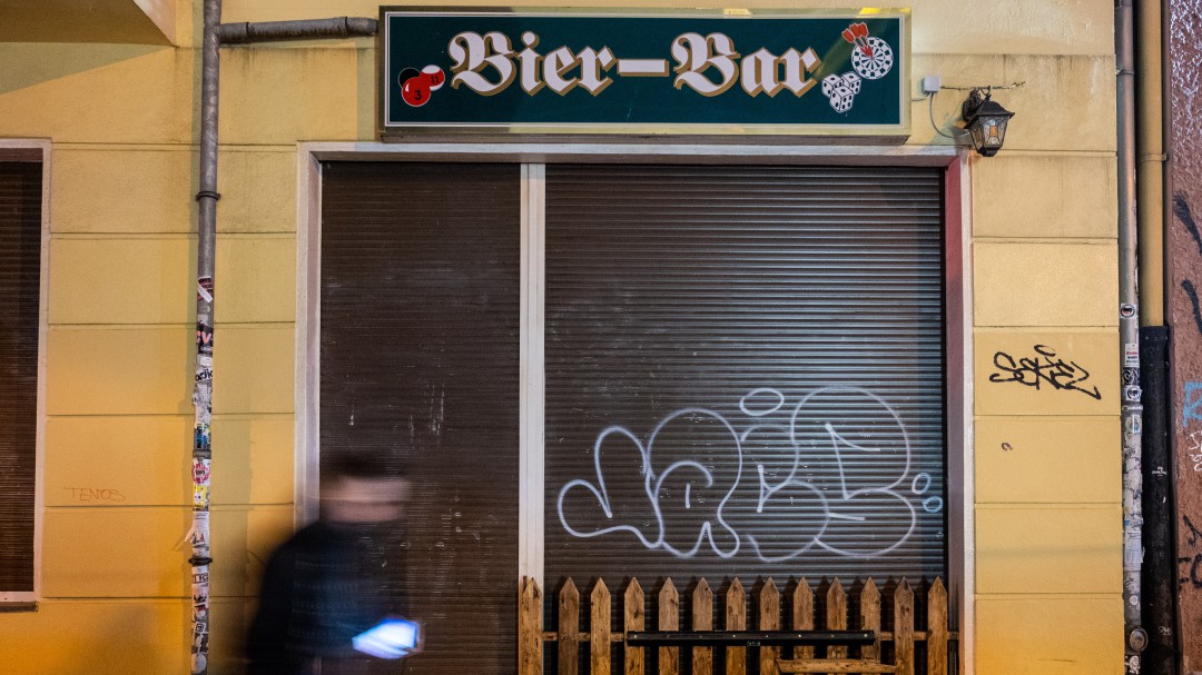 Los productores alemanes tiran millones de litros de cerveza por la pandemia