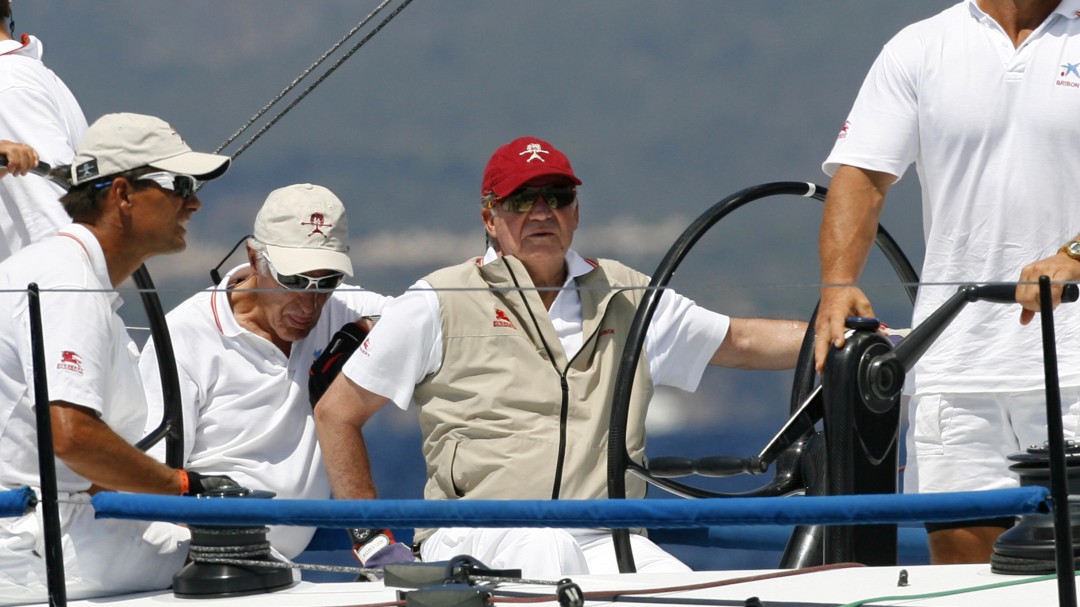 Amigos y empresarios españoles prestan el dinero al rey emérito Juan Carlos I