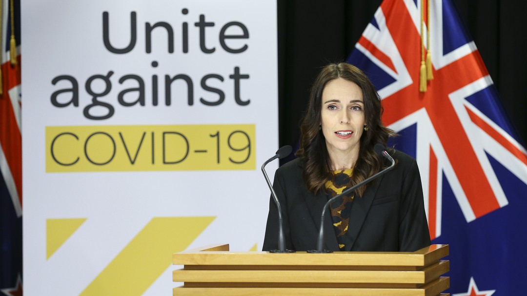 Nueva Zelanda vuelve a poner bajo confinamiento su ciudad más grande por un único positivo detectado