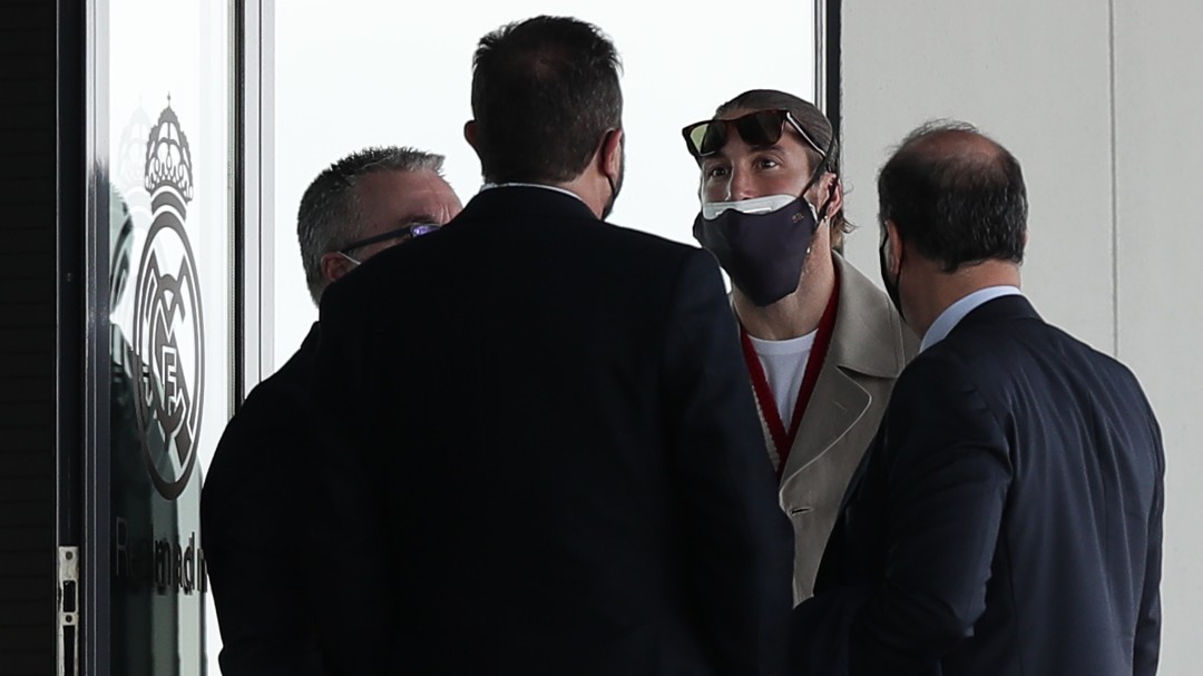 Julio Pulido: "Sergio Ramos debería ganarle unas elecciones a Florentino"