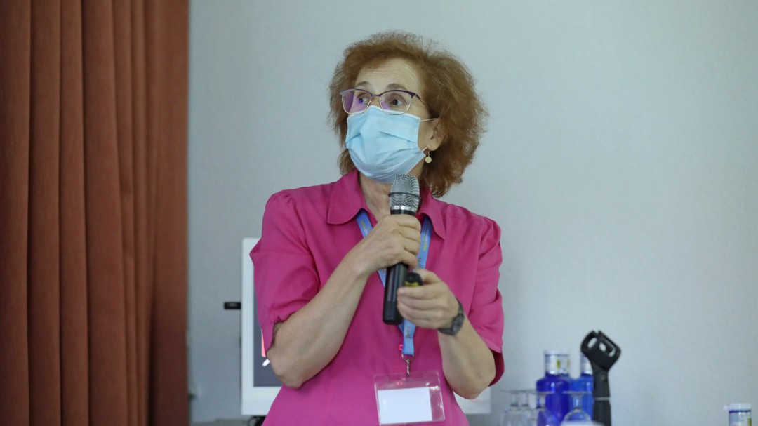 "Somos un poco malcriados": Margarita del Val pide no rechazar la vacuna de AstraZeneca