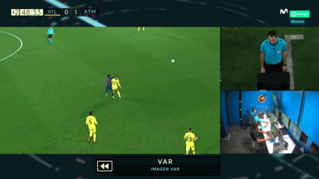 Enfado en redes sociales por la opinión de Velasco Carballo sobre el codazo de Thomas Lemar