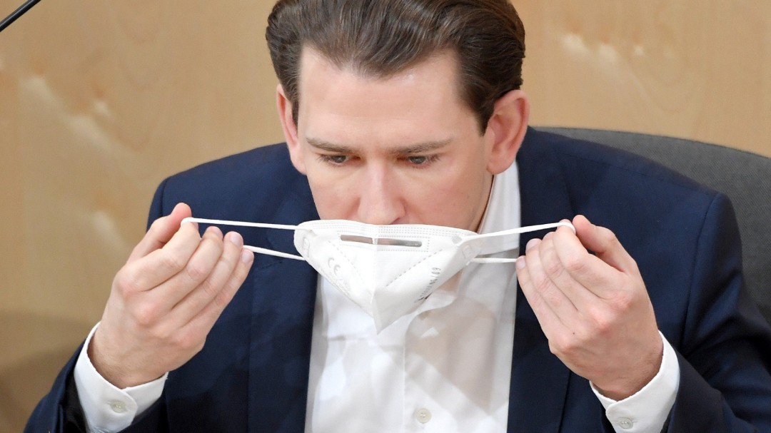 Varios países de la UE se desmarcan de Bruselas e inician contactos unilaterales para la producción de vacunas