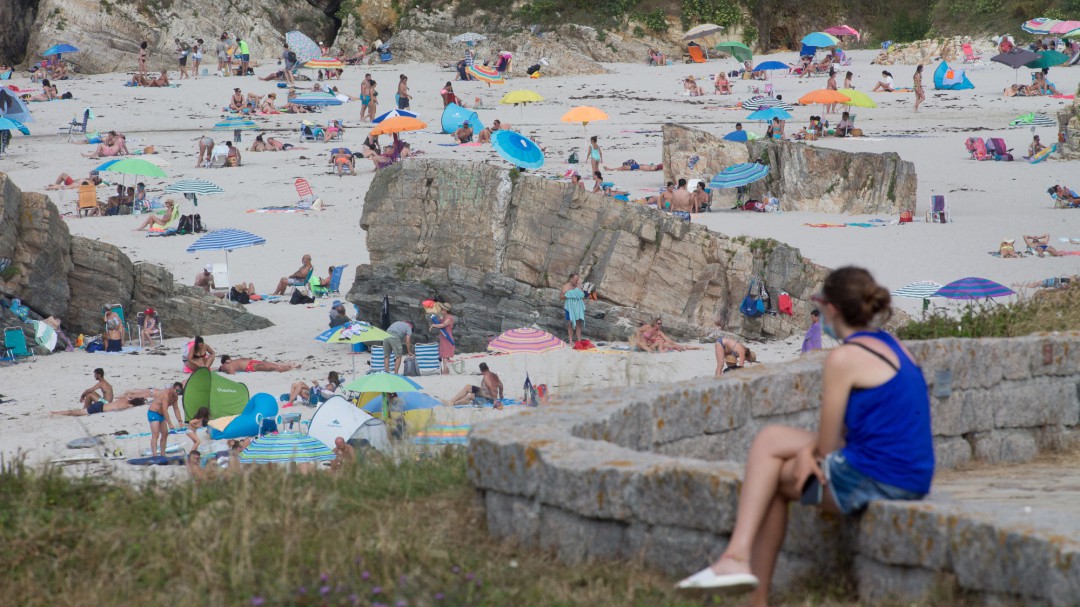 España se acerca a una Semana Santa con cierre regional mientras los turistas extranjeros pueden venir