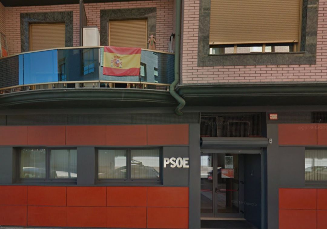 El PSOE-León suspende de militancia al edil de Congosto que pidió 'guillotina y República' para las Infantas