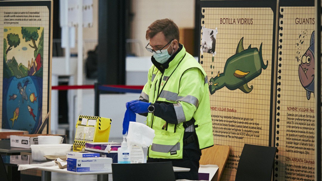 Extremadura registra 35 nuevos positivos y el fallecimiento de un varón