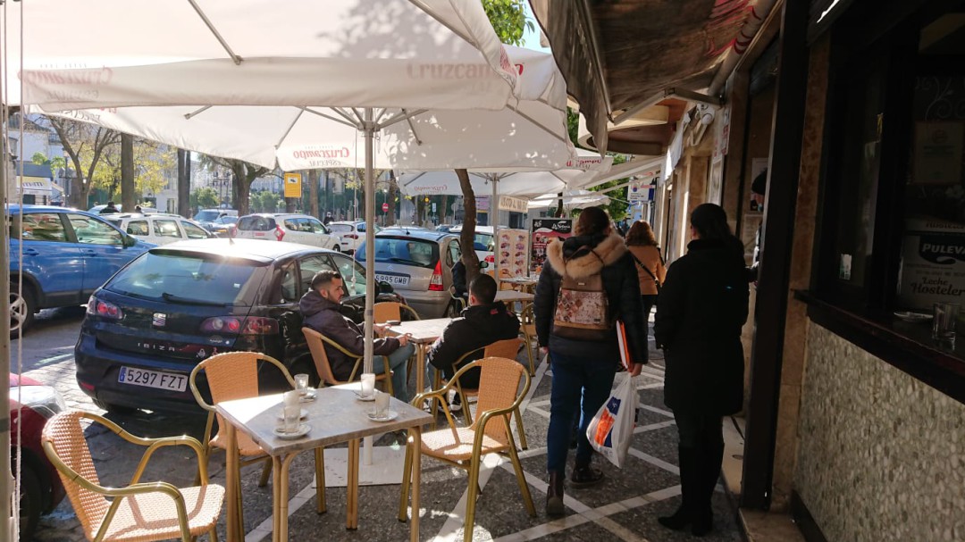 Jerez mantiene el cierre de comercio y hostelería a las 18:00h.