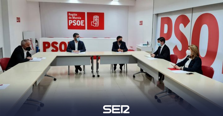 PSOE and Cs admit that it will be “complicated” to approve the motion and deny negotiations with those expelled from Vox |  Radio Murcia