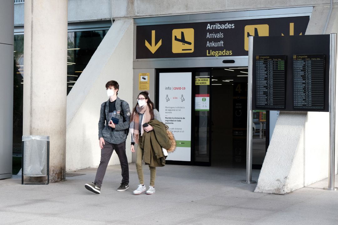 Sanidad Exterior Comprobara 9 Meses Despues De Reactivarse El Turismo La Pcr De Todos Los Viajeros Radio Mallorca Hora 14 Baleares Cadena Ser