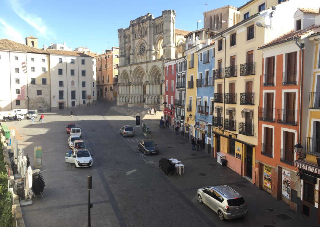 El Casco Antiguo de Cuenca se cerrará al tráfico privado en Semana El Casco Antiguo de Cuenca se cerrará al tráfico privado en Semana