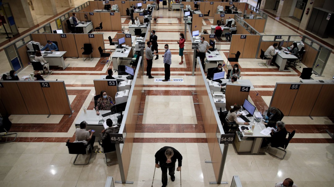 Dudas sobre la declaración de la Renta 2020: ¿cómo afecta haber estado en ERTE? ¿Y las ayudas recibidas?