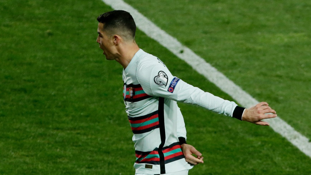 El Arbitro Que No Concedio El Gol Fantasma De Cristiano Ronaldo Pide Disculpas En Portugal Deportes Futbol Cadena Ser