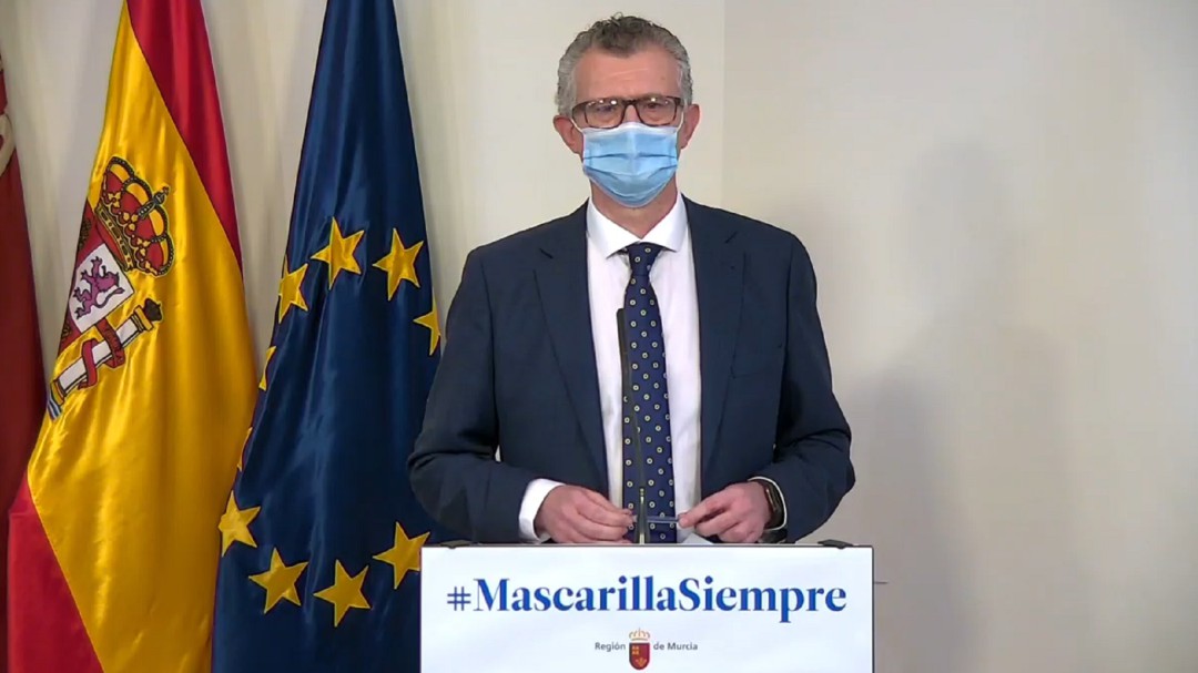 El gobierno murciano insiste: "No acudan a los centros de salud a pedir cita para las vacunas"