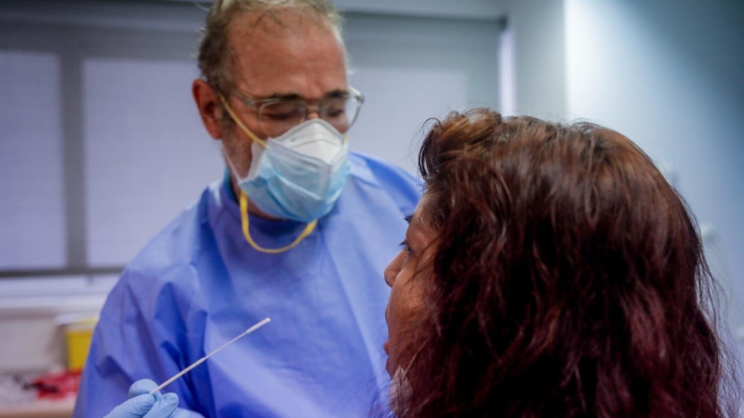 La incidencia sigue subiendo hasta los 154 puntos y Sanidad notifica 7.041 nuevos contagios