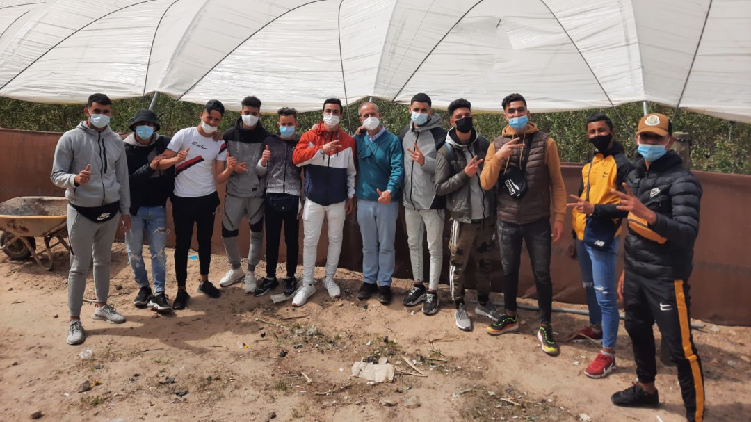 Jóvenes tutelados y precariedad extrema: la cara y la cruz de los temporeros, un año después