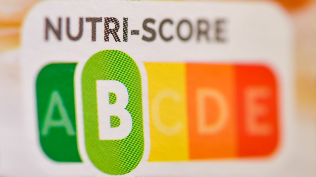 El sistema de etiquetado Nutri-Score enfrenta a la ciencia nutricional: "Parece fácil manipular su algoritmo"