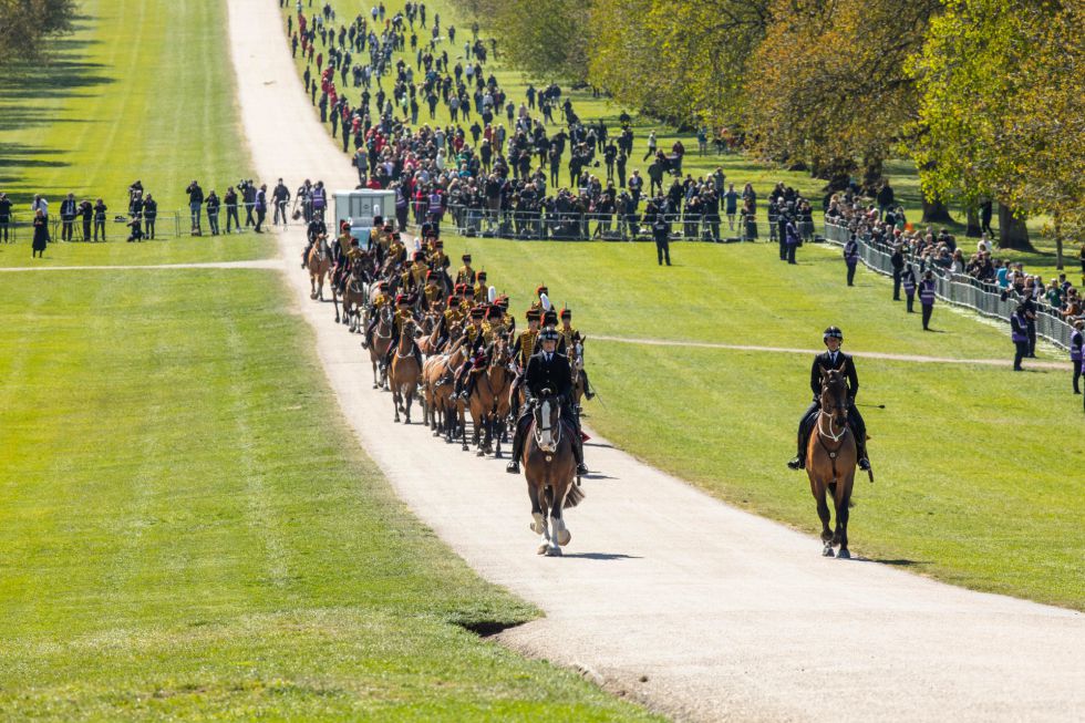 Los invitados se acercan a las inmediaciones del Palacio de Windsor. Los invitados se acercan a las inmediaciones del Palacio de Windsor.