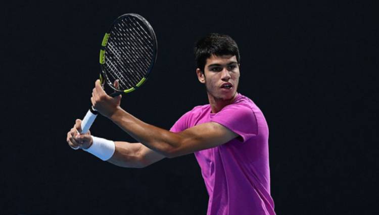 Carlos Alcaraz se medirá a Tiafoe en el Godó | Radio Murcia | Cadena SER