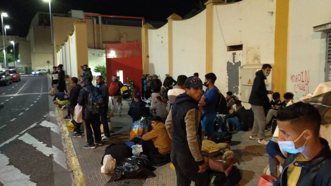 Más de 30 desalojados de la plaza de toros de Melilla tras caer el estado de alarma