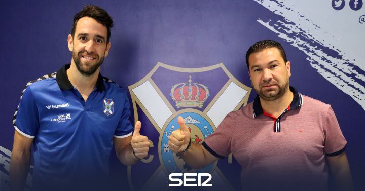 CD Tenerife announces the one-year renewal of Carlos Ruiz |  Radio Club Tenerife |  Present