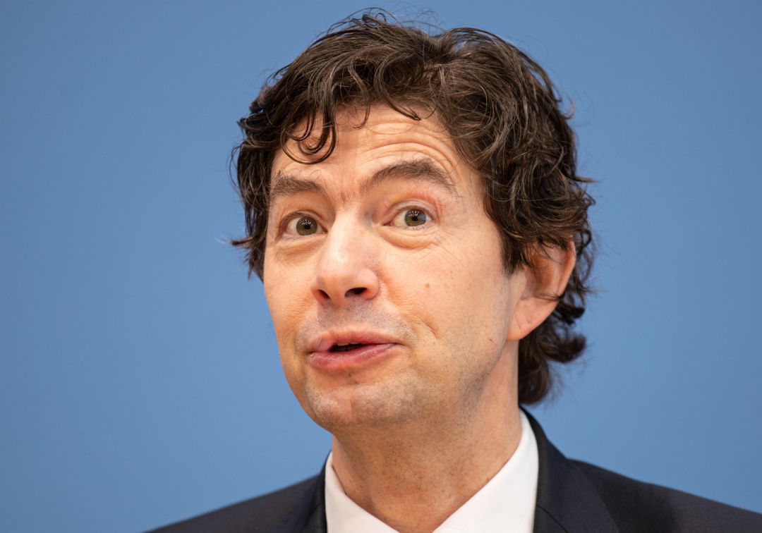 El famoso virólogo alemán advierte de lo que les pasará a quienes no se vacunen: no habrá inmunidad de grupo