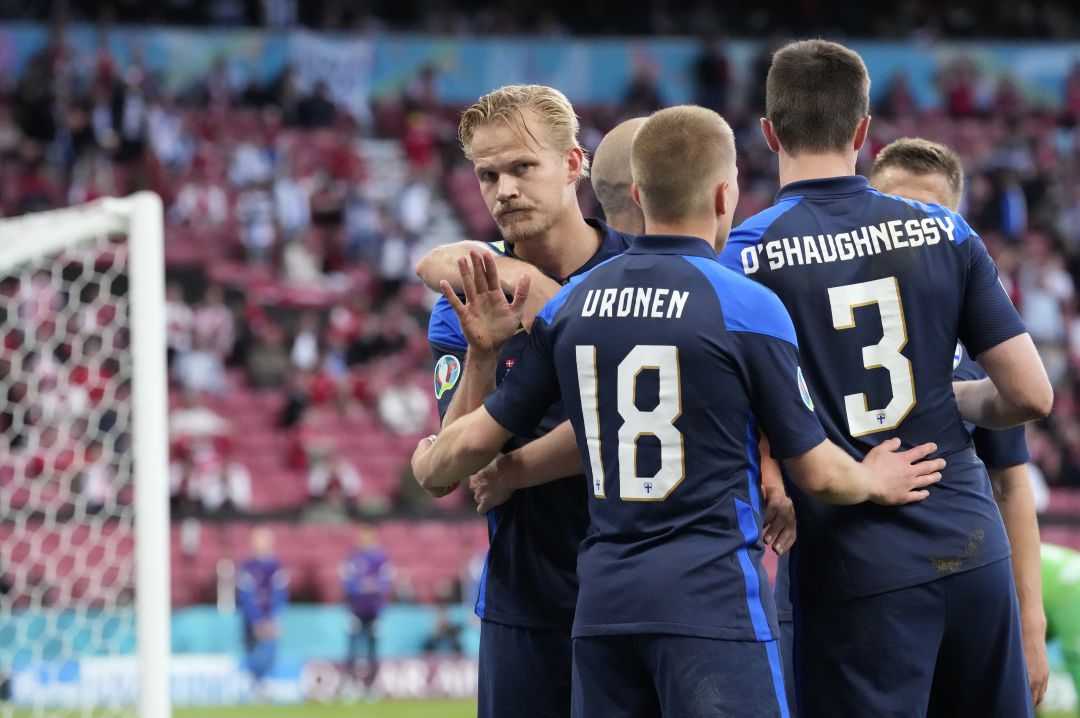 Finlandia Se Impone A Dinamarca En Un Partido Con La Mirada Puesta En El Estado De Salud De Eriksen Carrusel Deportivo Actualidad Cadena Ser