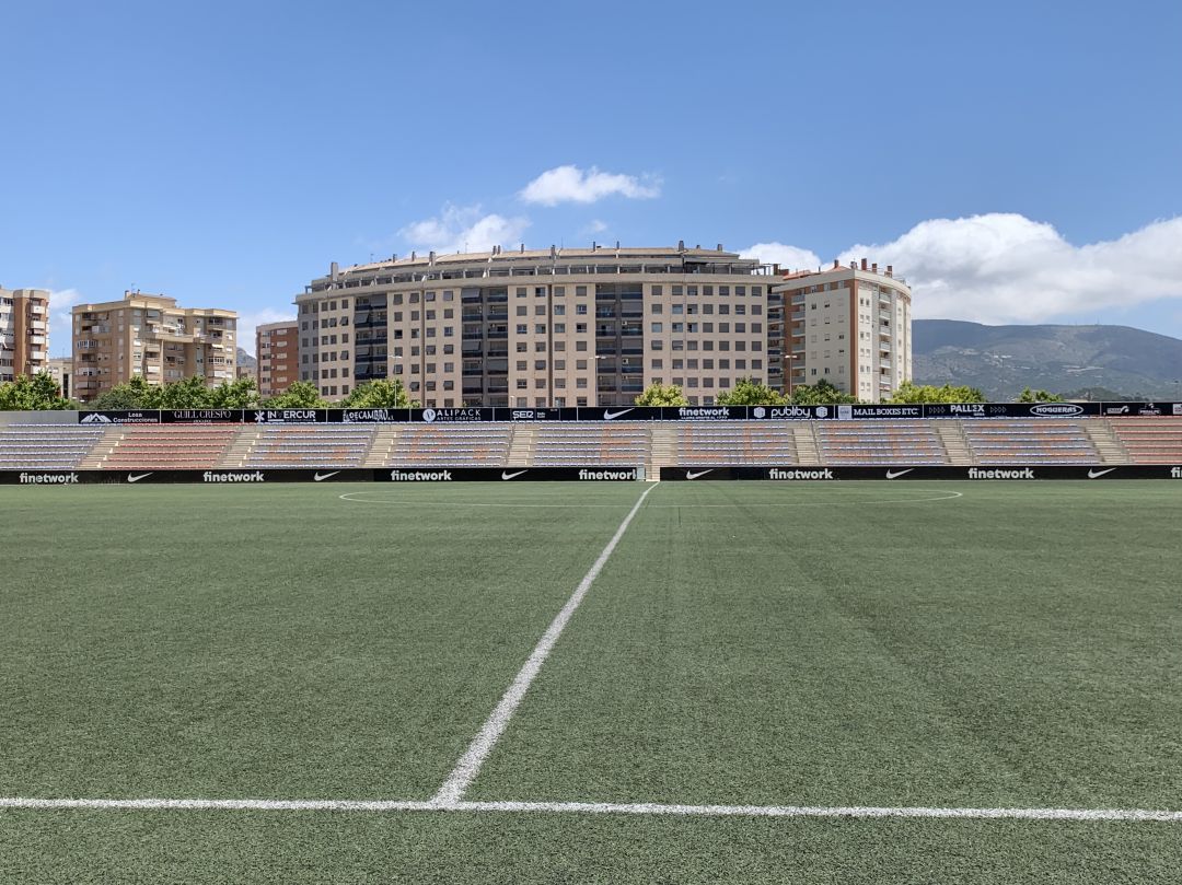 El Eldense tiene luz verde para cambiar el césped del Nuevo Pepico Amat