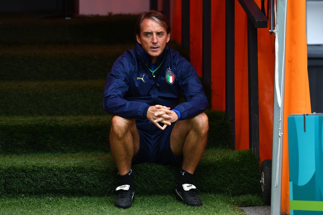 Roberto Mancini en una sesión de entrenamiento de Italia
