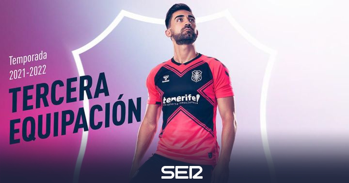 CD Tenerife presents its third kit |  Radio Club Tenerife |  Present