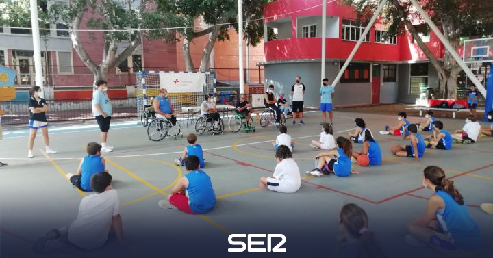 Cepsa Foundation and the Santa Cruz Basketball Club promote diversity and inclusion among the youngest |  Radio Club Tenerife |  Present