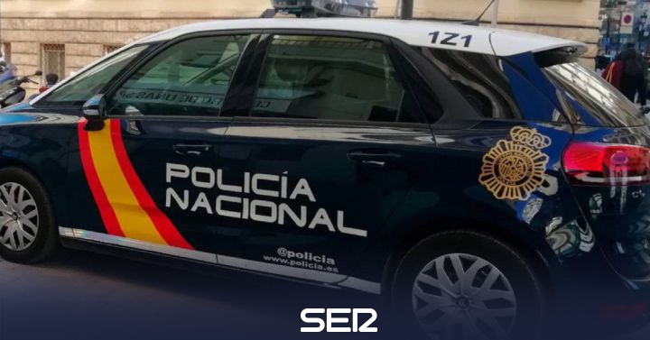Un hombre de 76 años apuñala "por celos" con un destornillador a otro en la terraza de un bar - Vimarsana News