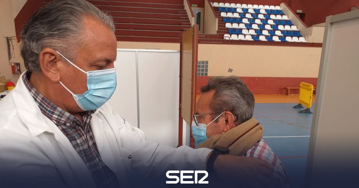 Health will open the next week the vaccination without previous appointment for the 70,000 Asturians still without locating |  Radio Asturias |  Present