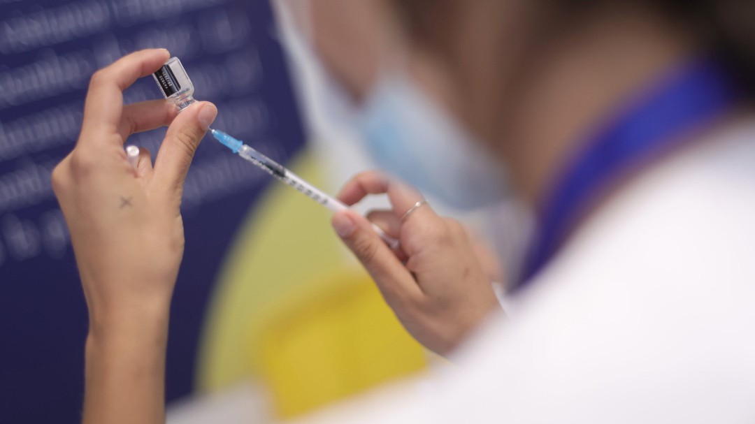 La incidencia acumulada sigue cayendo y se sitúa en 131, 66 puntos menos que hace una semana