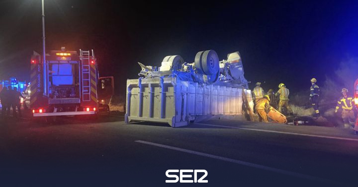 A truck driver from UTE Alicante dies after trying to avoid a vehicle on the A-31 |  Radio Alicante |  Present