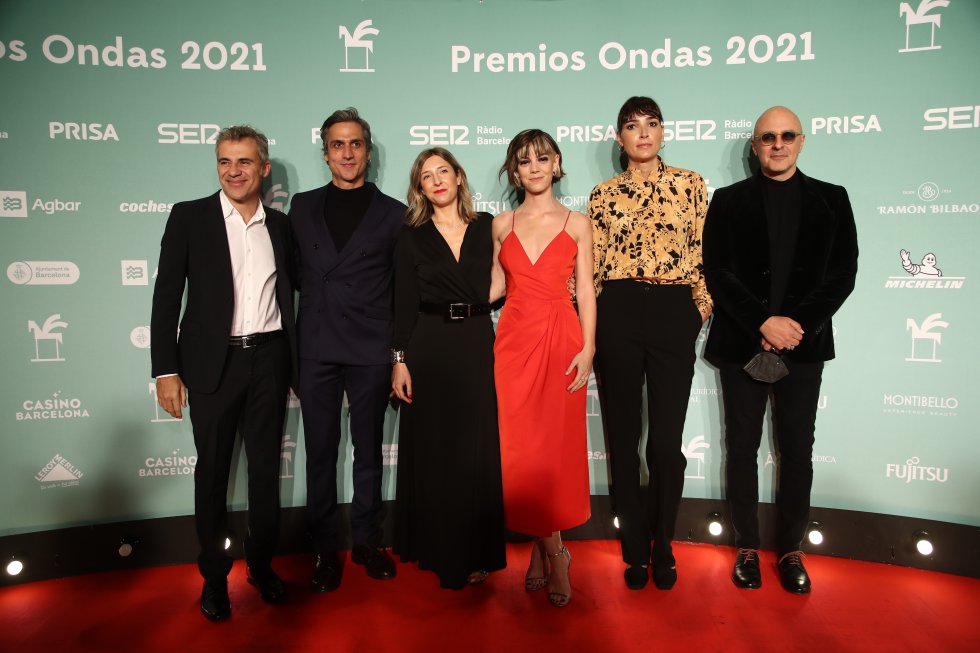 El equipo de la película 'Antidisturbios'. El equipo de la película 'Antidisturbios'.