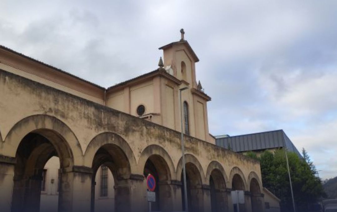 EH Bildu pide que se conserve el antiguo convento existente entre el polideportivo y el estadio de Ipurua