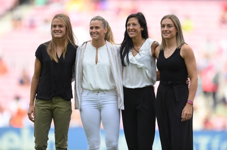 Irene Paredes, Sandra Paños, Jenni Hermoso and Alexia Putellas pose at the Camp Nou